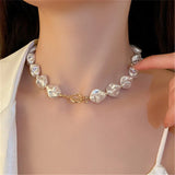 Vintage Hyperbole Pearls Necklace Collarbone Women  Jewelry