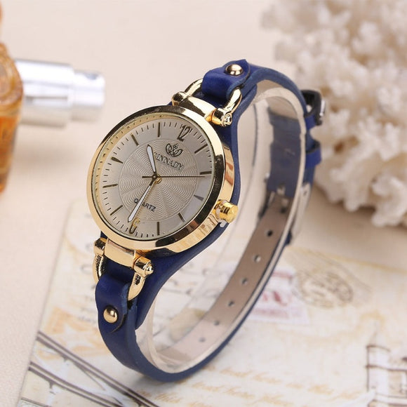 Round Dial Casual Watch Women Leather Strap Wristwatch Jewelry