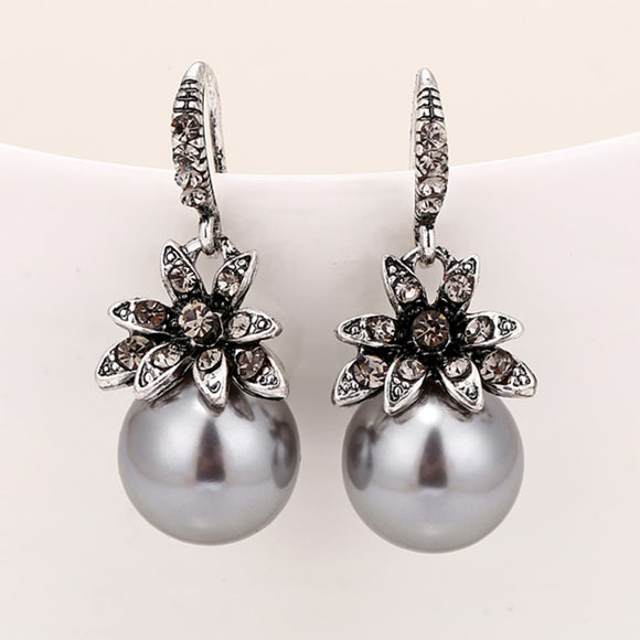 Charming Fresh Pearl Earrings Inlaid Rhinestones Wedding Jewelry For Women