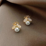 unique-gold-bee-pearl-earrings-womans-earrings-jewelry