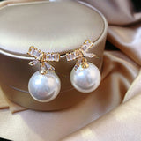 Unique Retro Pearl Stud Earrings for Women Party Wedding Jewelry