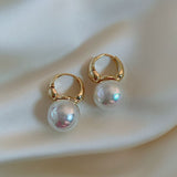 Unique Retro Pearl Stud Earrings for Women Party Wedding Jewelry